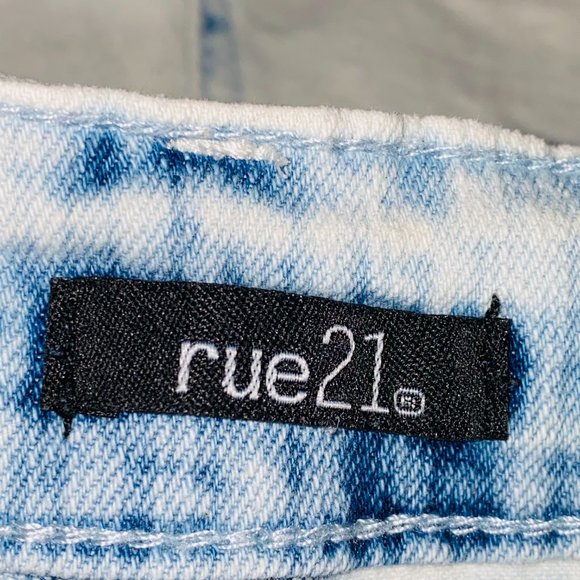 Rue 21 Retro Looking Yoke Jean Shorts 1/2 - Picture 11 of 11